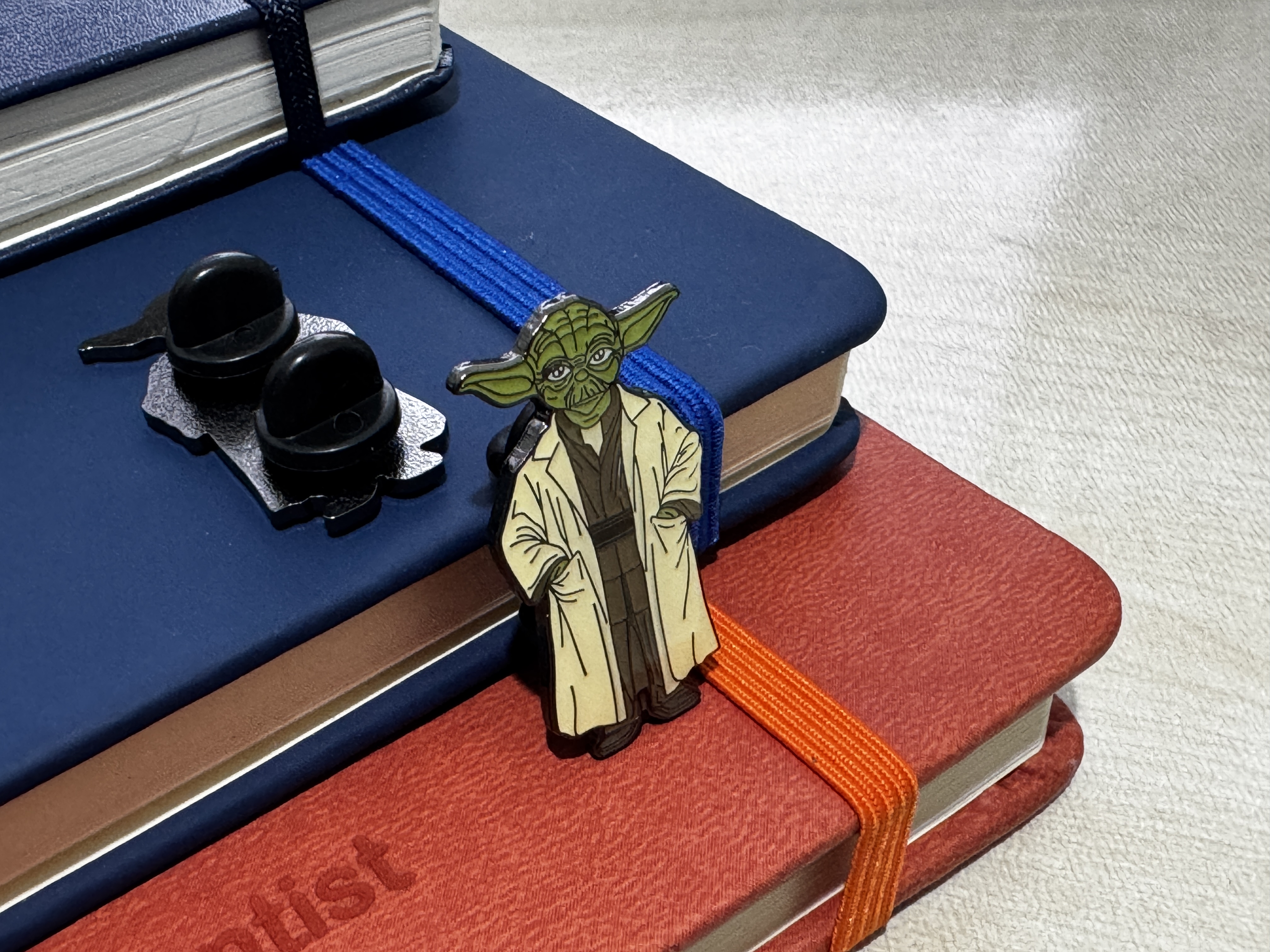 Master of the lab Yoda pin